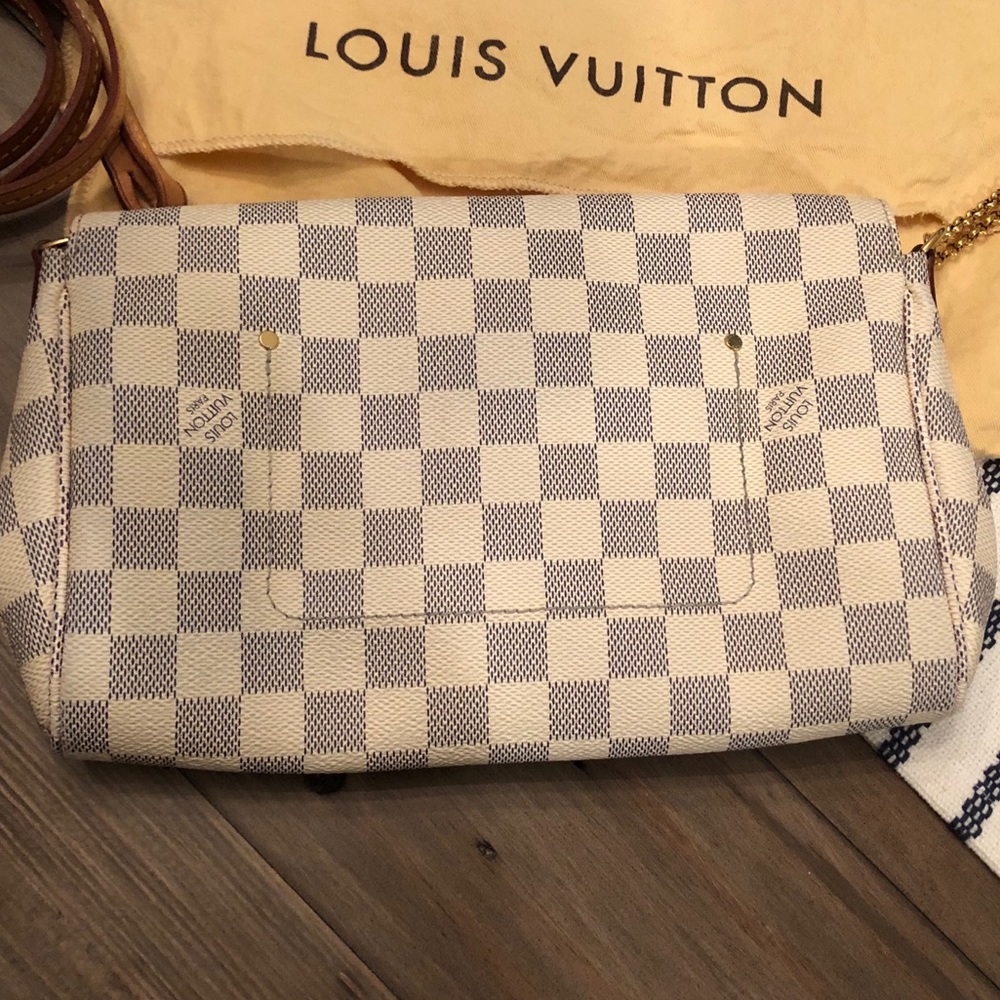 Louis Vuitton Favorite MM Damier Azure Bag - Picture 5 of 16